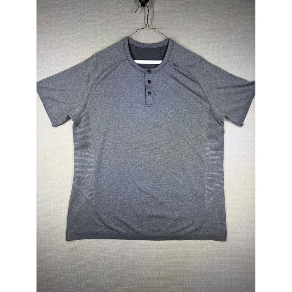 Lululemon Metal Vent Tech Henley Shirt Mens XXL Grey Short Sleeve Performance